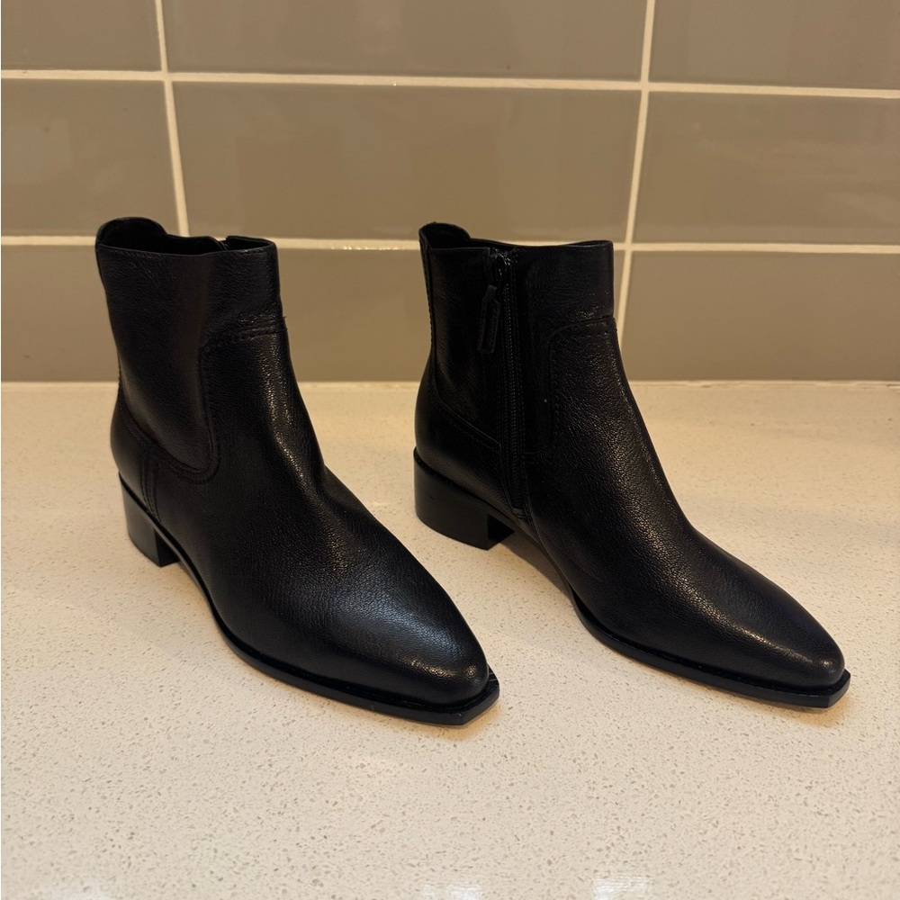 NEW Cole Haan Black Leather Ankle Booties – Women’s Classic Heeled Fashion Boots - Picture 3 of 8
